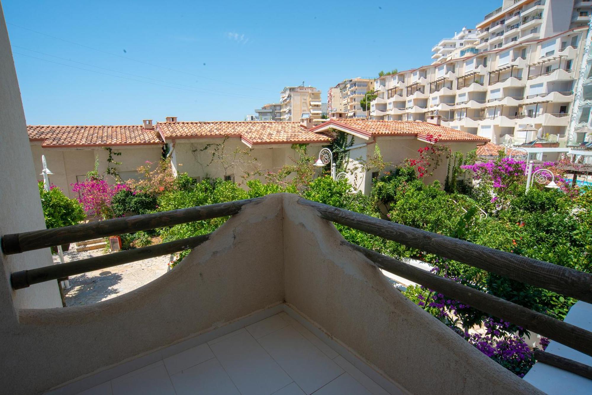 Bougainville Bay Apartments Sarande Room photo